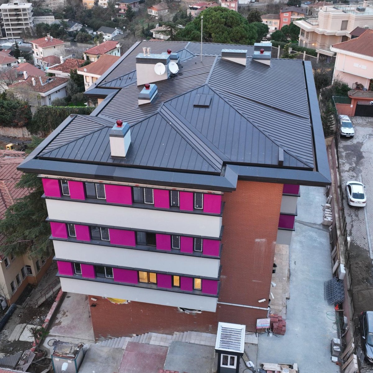 BURHANİYE İLKOKULU