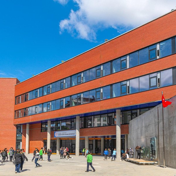 OSMAN TEVFİK YALMAN ORTAOKULU