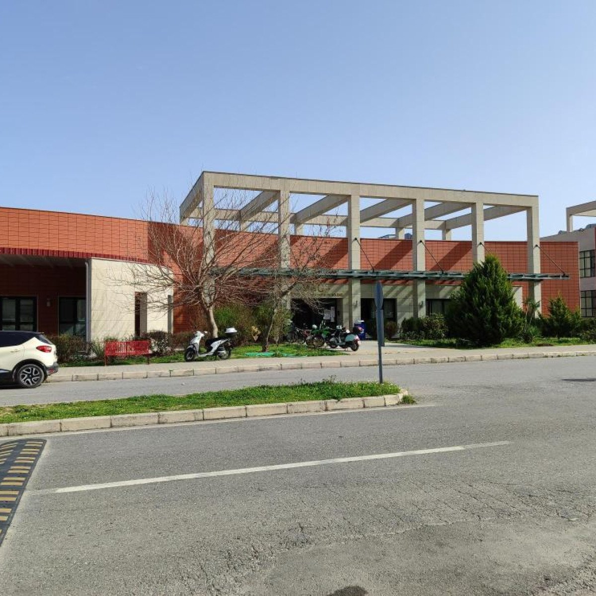 İZMİR YÜKSEK TEKNOLOJİ ENSTİTÜSÜ