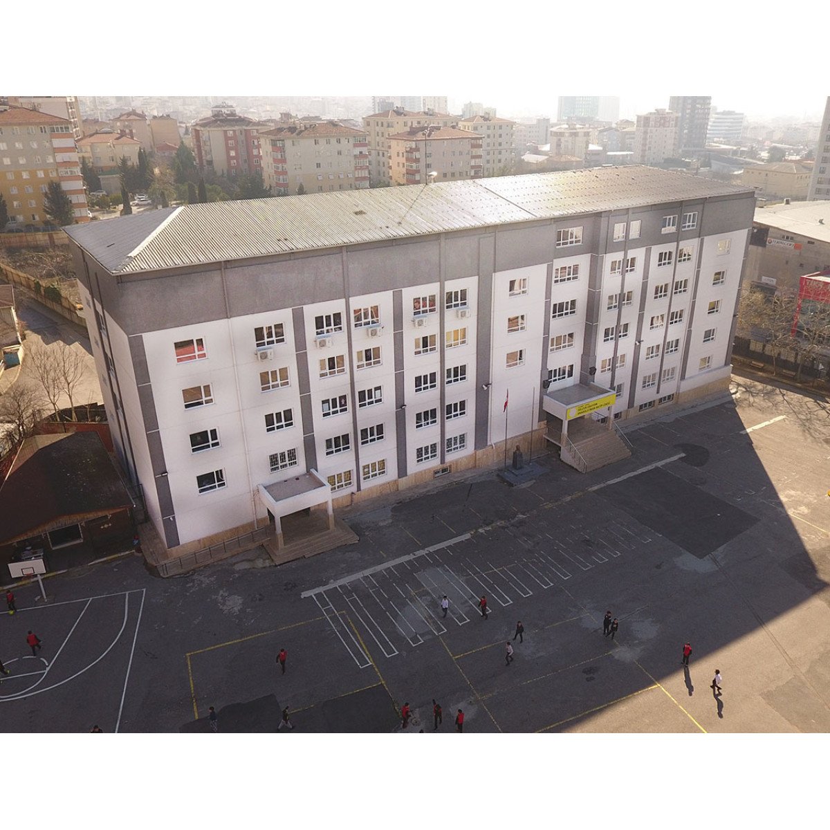 Selçuk Eraydın İmam Hatip Lisesi