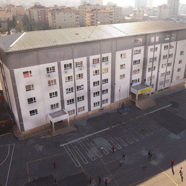 Selçuk Eraydın İmam Hatip Lisesi