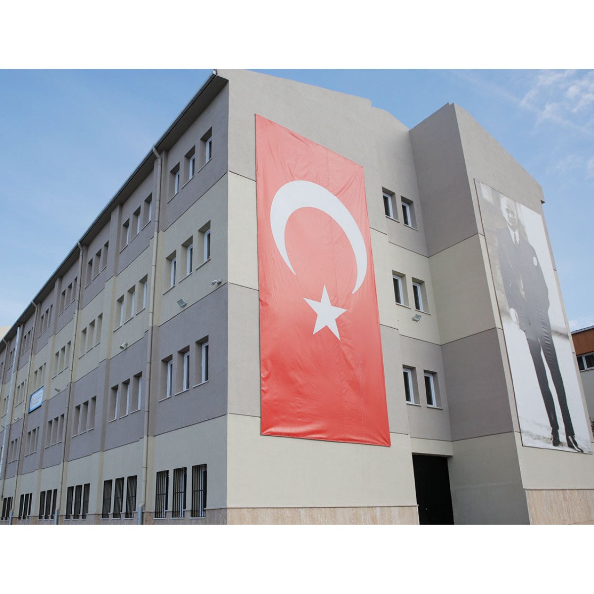 Söğütlüçeşme Ortaokulu