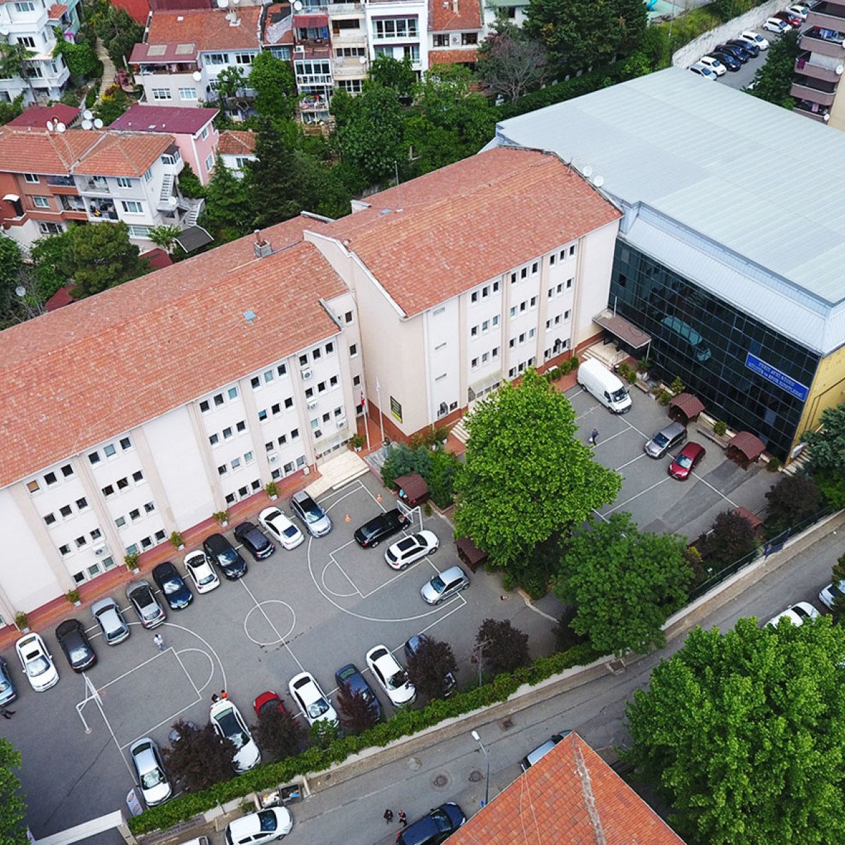 Hüseyin Avni Sözen Anadolu Lisesi