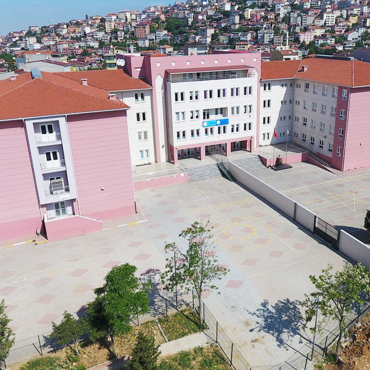 50. Yıl Besim Kadırgan İlköğretim Okulu
